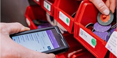 Shop employee scanning inventory using 3M™ RepairStack™ system
