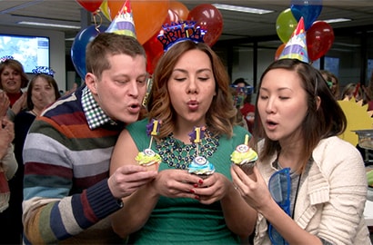 The 3M Newsroom celebrates with cupcakes and a party.