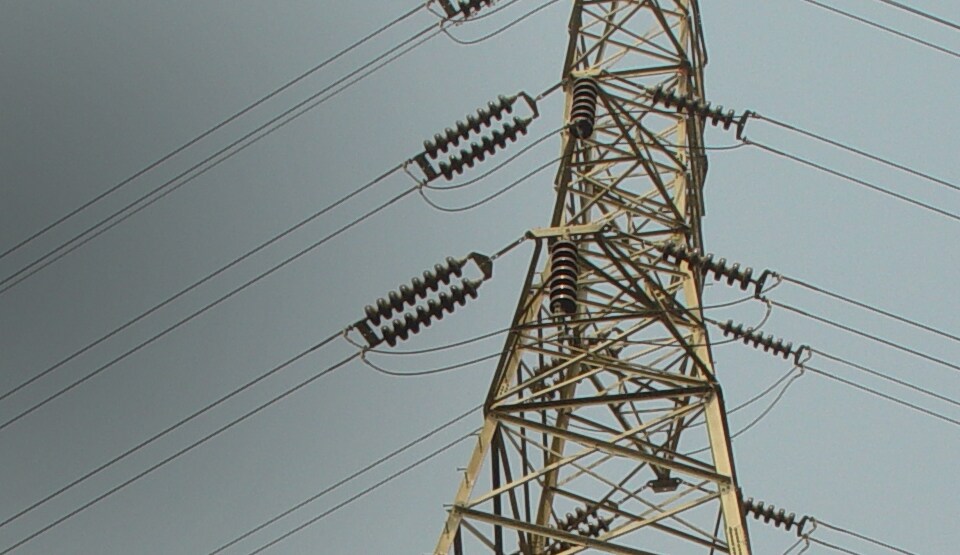 Image of an electrical tower in the 3M Newsroom story about  reinforcing the electrical capacity within the existing infrastructure.