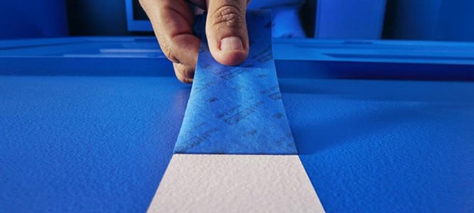 ScotchBlue™ PROSharp™ Masking Tape in use.

